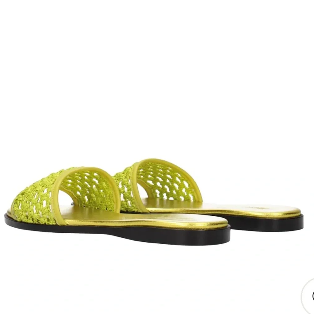 JIMMY CHOO MINEA ELECTRIC LIME RAFFIA SLIDES AND BOX NWT - Picture 6 of 15